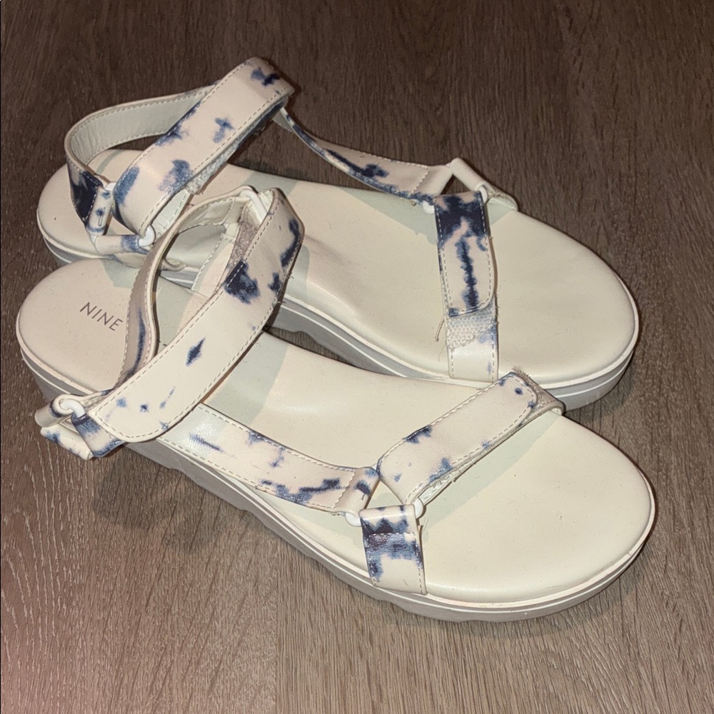 Nine West Tie-Dye White and Blue Sandals